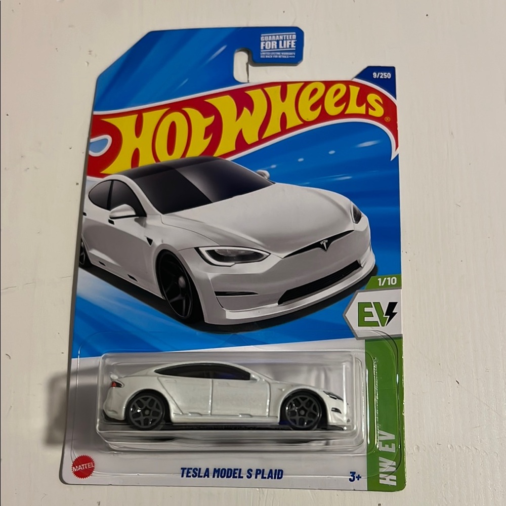 White Tesla Model S Plaid Toy Car